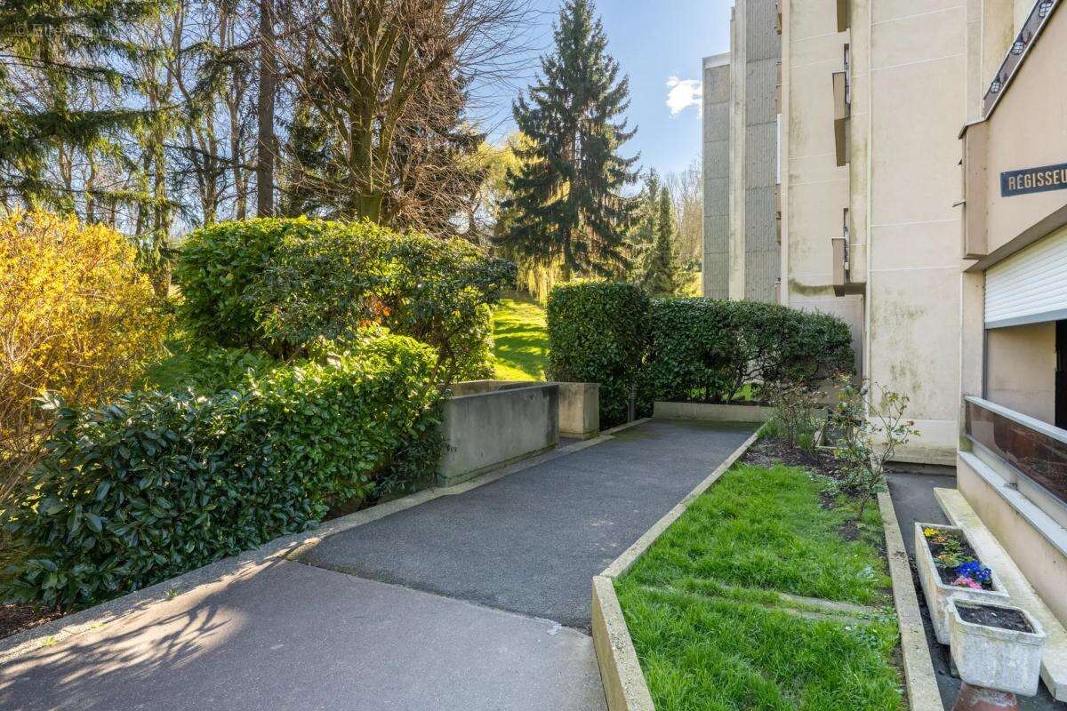 Appartement à LE RAINCY