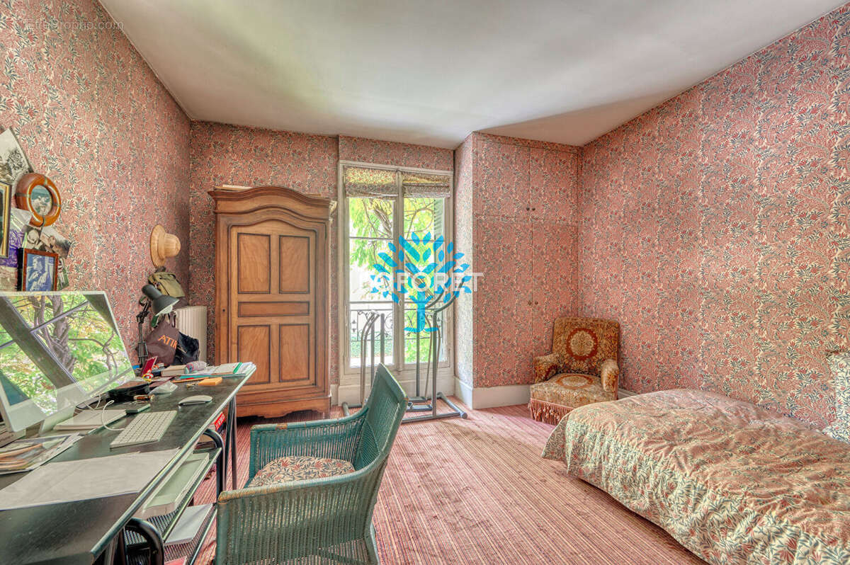 Maison à NEUILLY-SUR-SEINE