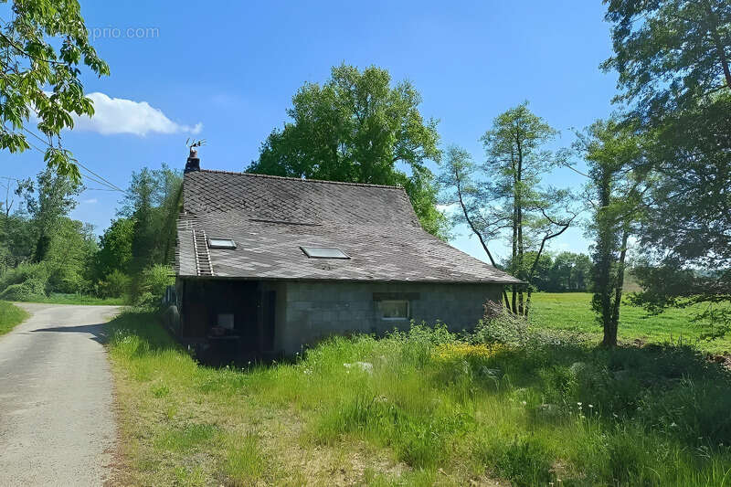 Maison à PIRE-SUR-SEICHE