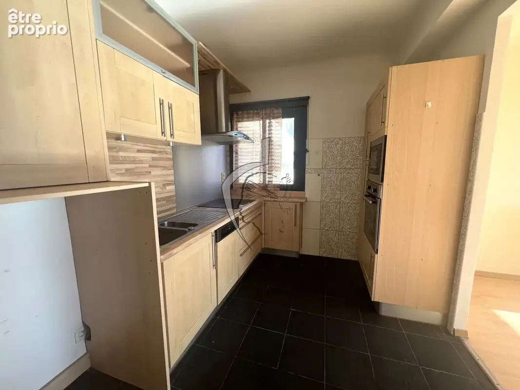 Vente appartement F3/4 : Quartier triangle d'or d' Ajaccio - photo 3