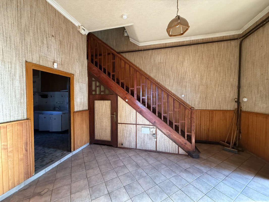 Maison à REVENTIN-VAUGRIS