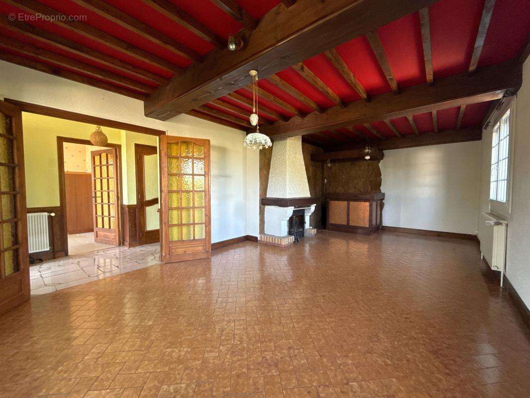 Maison à BRETENIERE de 155,45m² sur sous sol complet, 5 chambres, terrain 719 m² - photo 9