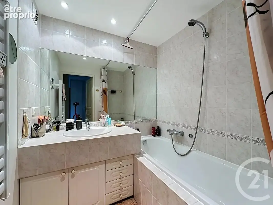 Appartement 3 pièces 65 m² à vendre à Mougins (06250) - photo 7