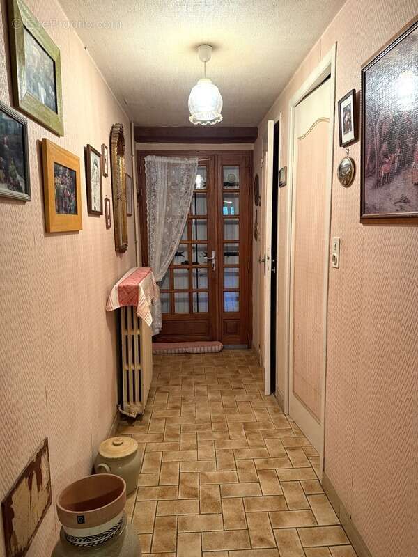 Maison à SAINT-SULPICE-LE-DUNOIS