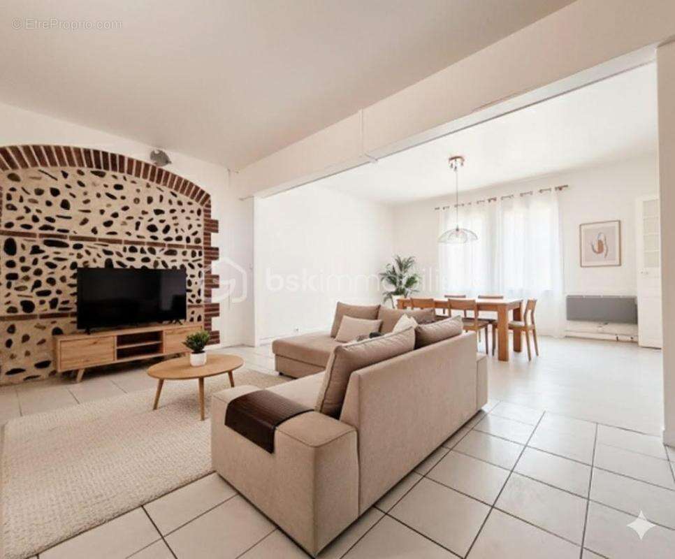 Maison à CORNEILLA-LA-RIVIERE