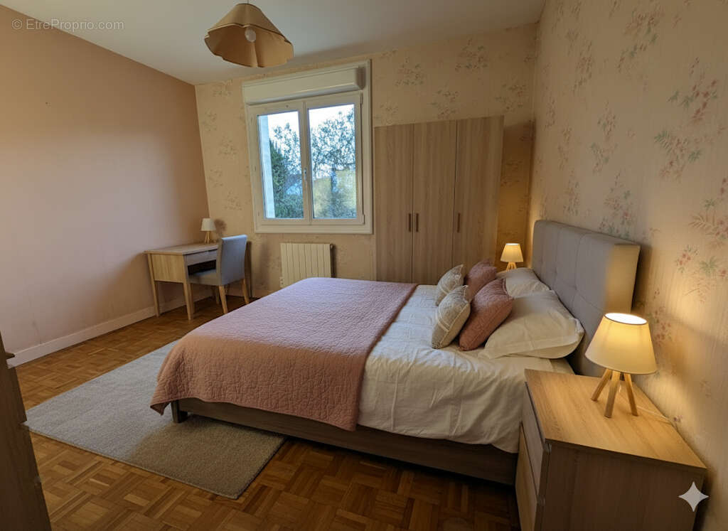 Maison à LA CHAPELLE-SUR-ERDRE