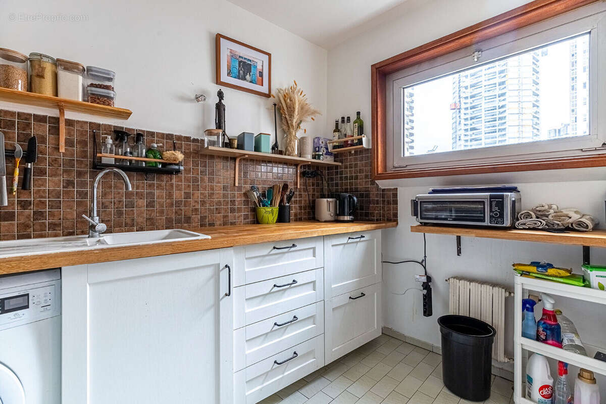 Appartement à PARIS-15E