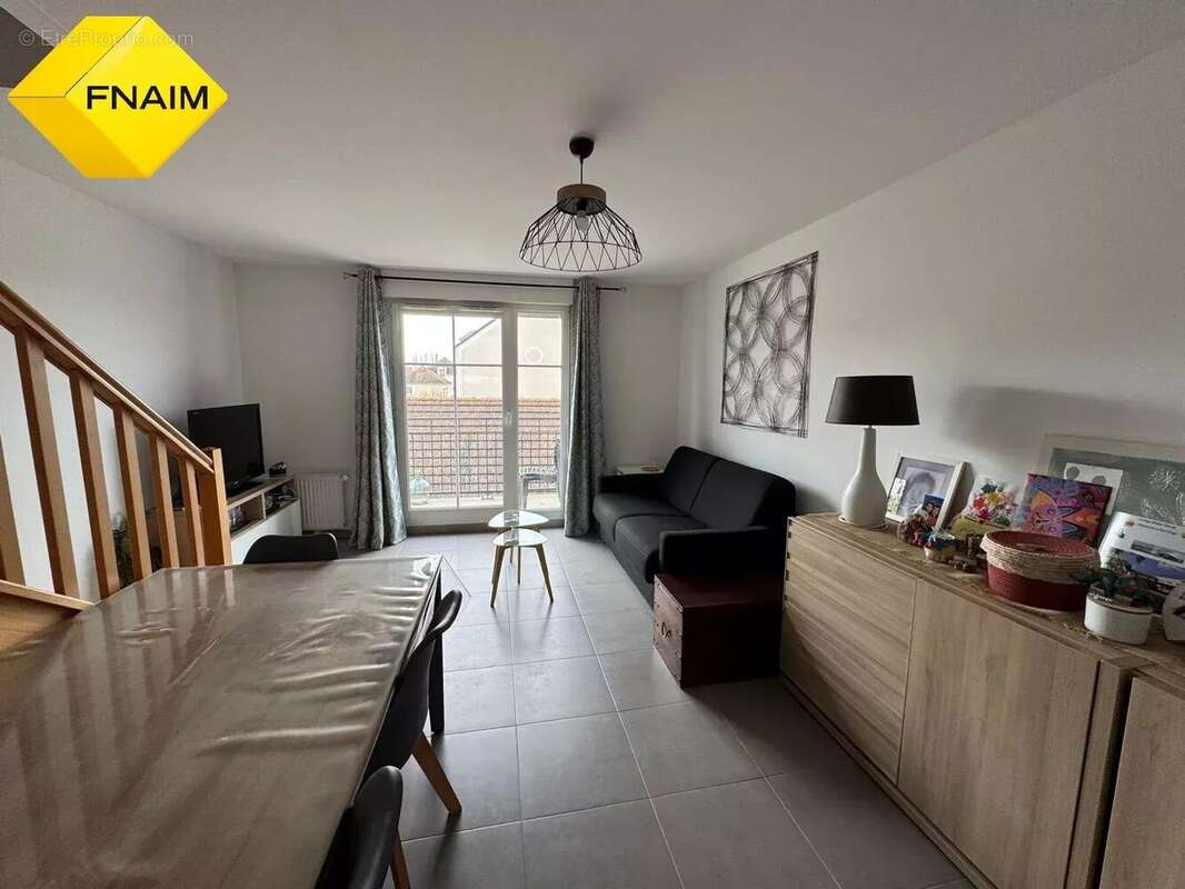 Appartement à VILLIERS-SUR-ORGE