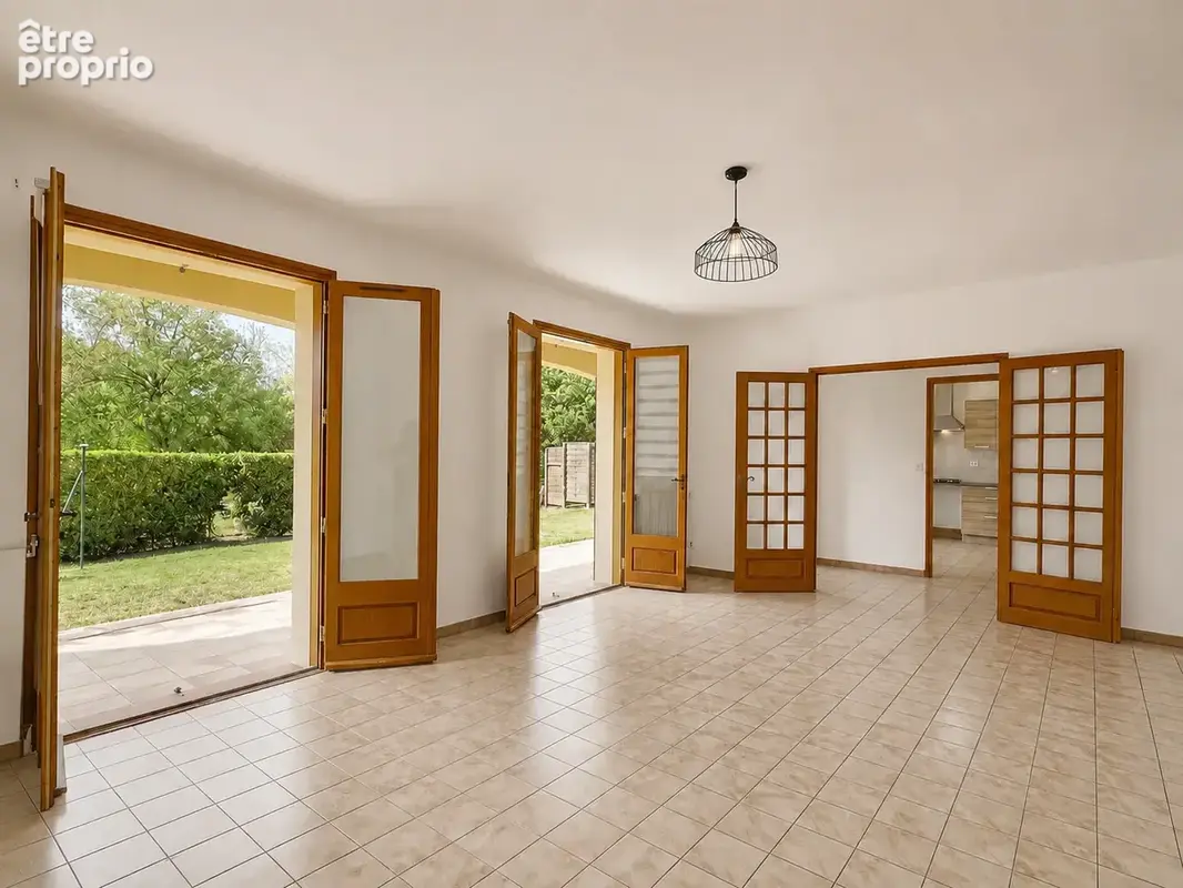 Maison T3 de plain-pied 85m2 - Terrain 1000m2 constructible - photo 2