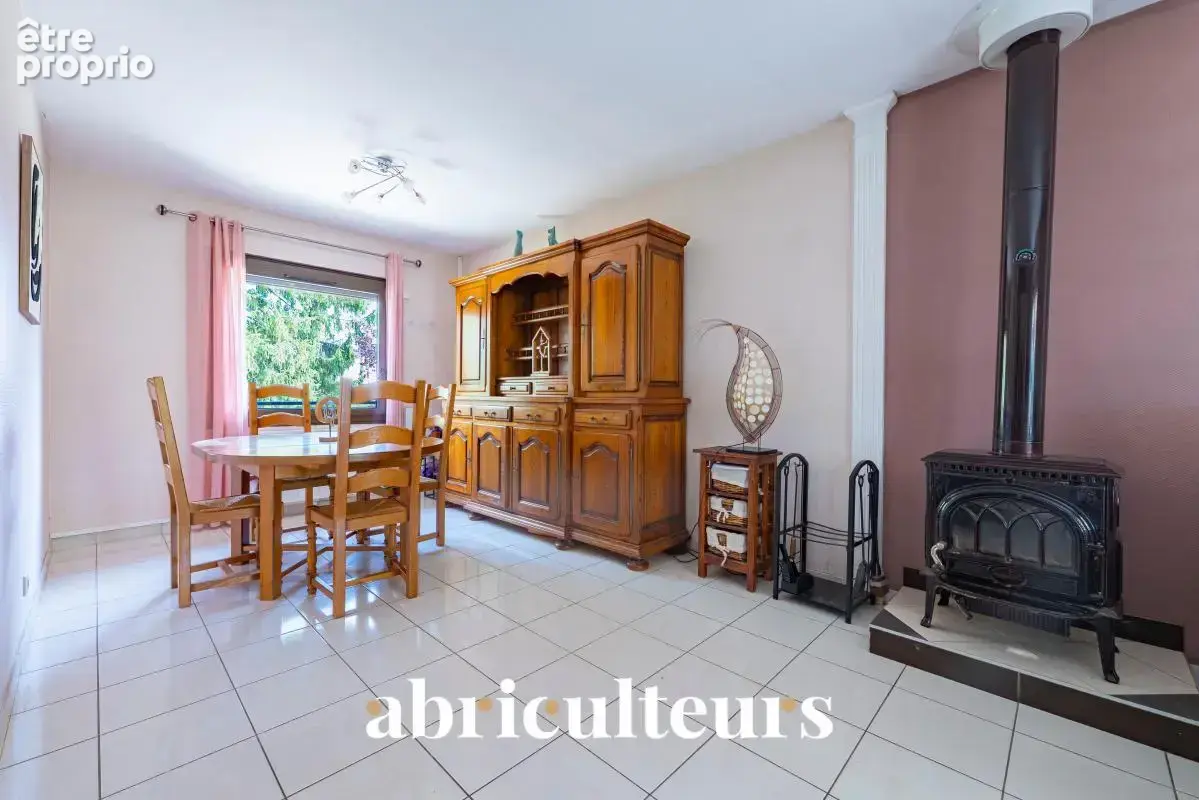 Maison familiale à proximité de la forêt domaniale de Longchamp en vente à Varanges (21110) - photo 9