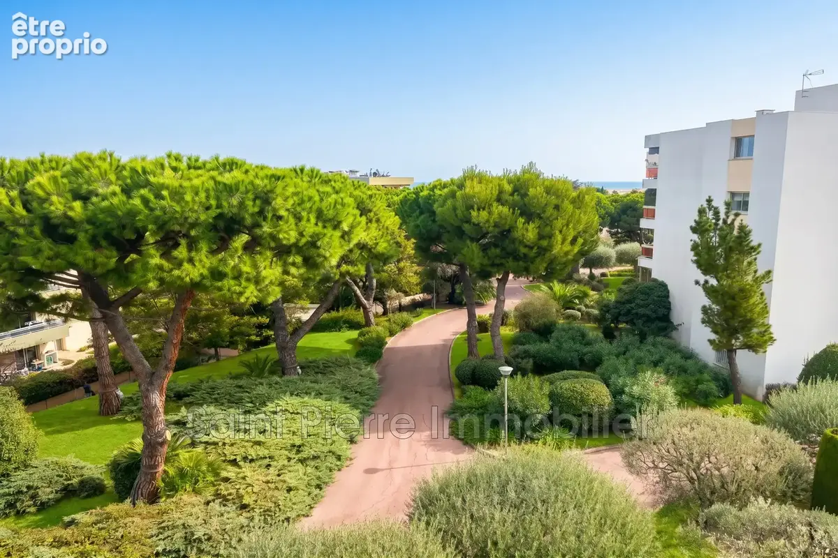 Appartement 2 pièces 60 m² à vendre à Saint-Laurent-Du-Var (06700) - photo 4