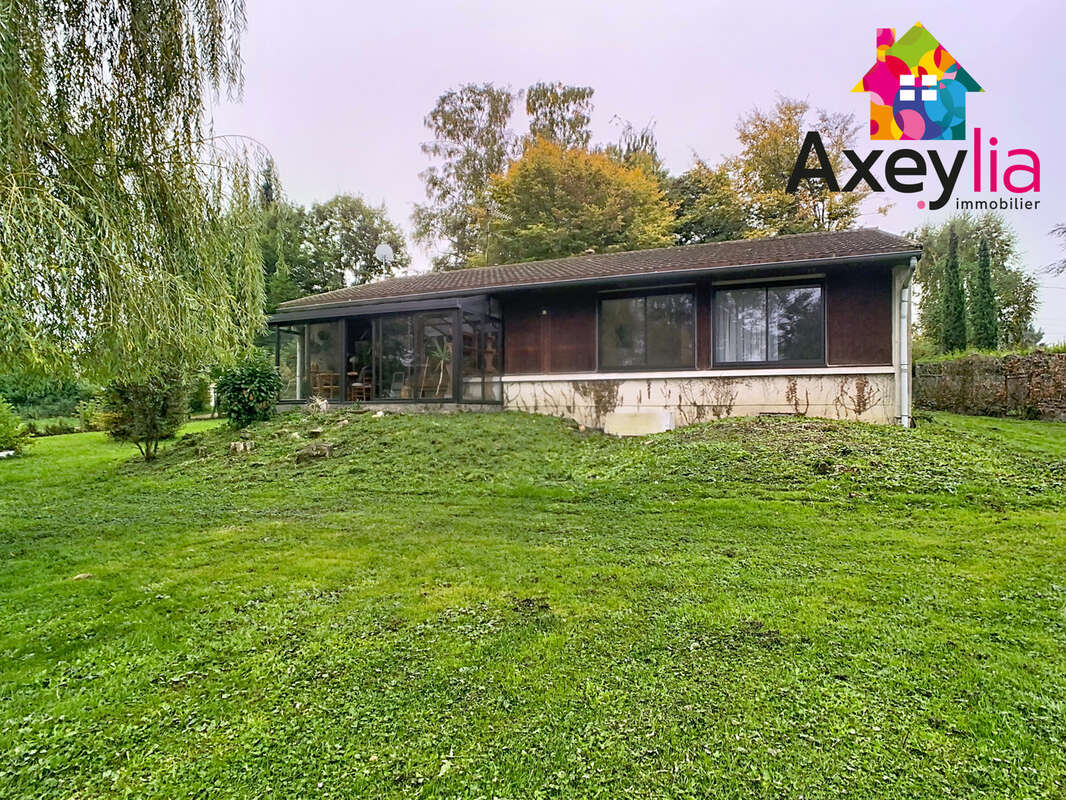 Maison à SAINT-ROMAIN-LA-MOTTE