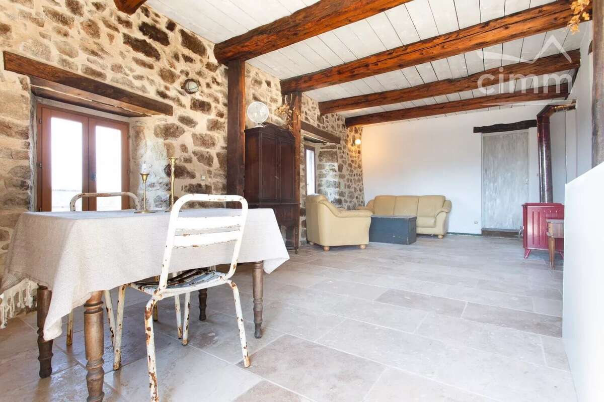 Maison à SAINT-ANDEOL-DE-VALS