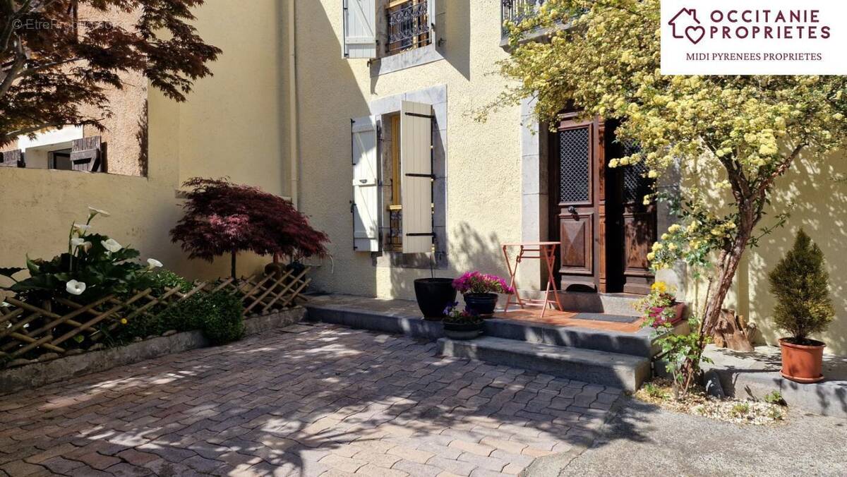 Maison à SAINT-GIRONS