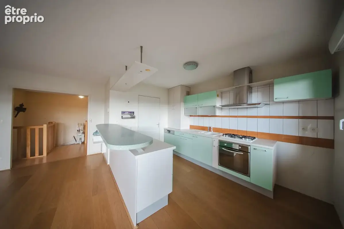 Appartement 4 pièces 109 m² à vendre à Clermont-Ferrand (63000) - photo 2