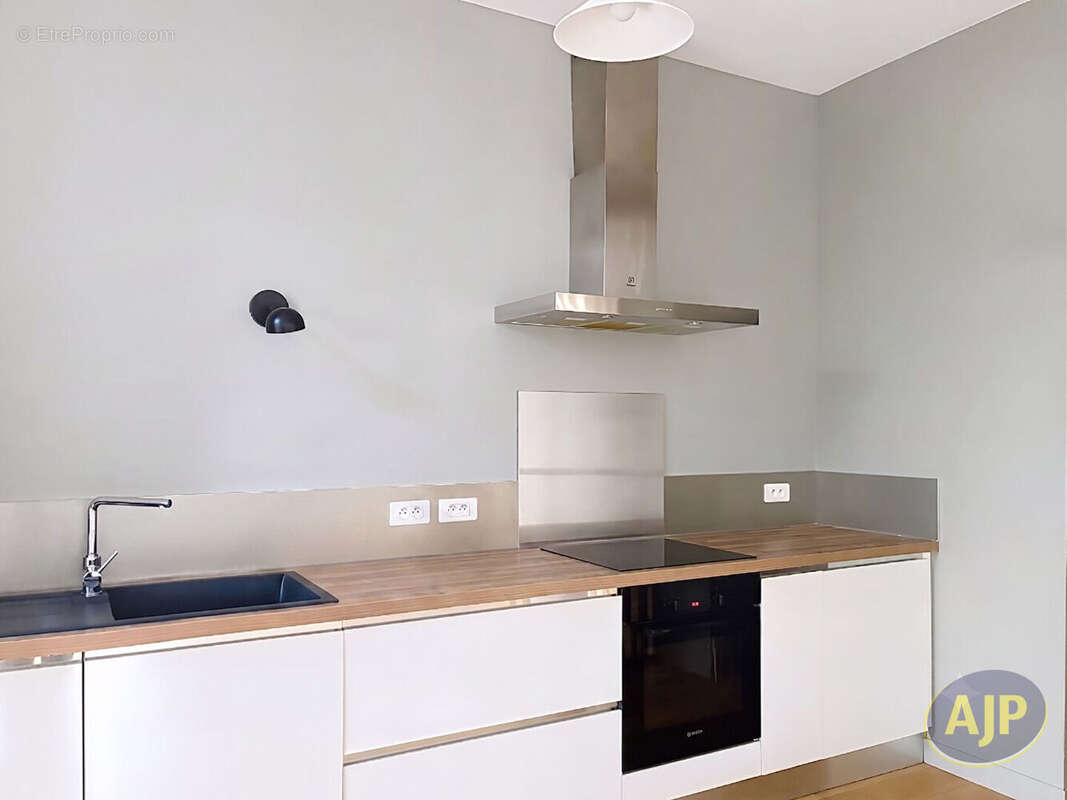 Nantes Dobrée / Sanitat : Un esprit « petite maison » avec jardin privatif - photo 8