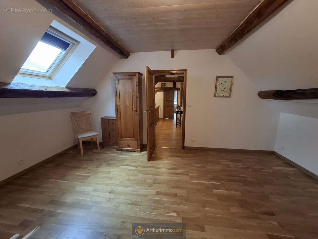 Maison à COULOMMIERS