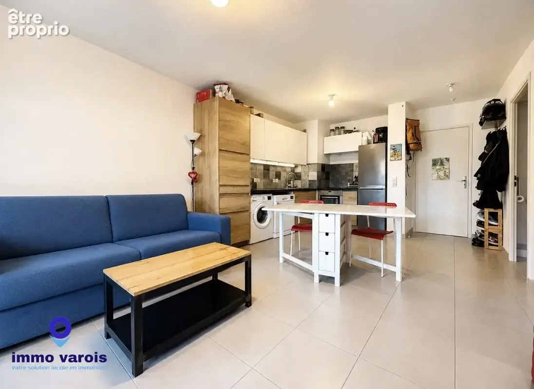 PIERREFEU DU VAR RARE A LA VENTE Bel appartement récent T2 avec terrasse, jardin et 2 parkings - photo 2