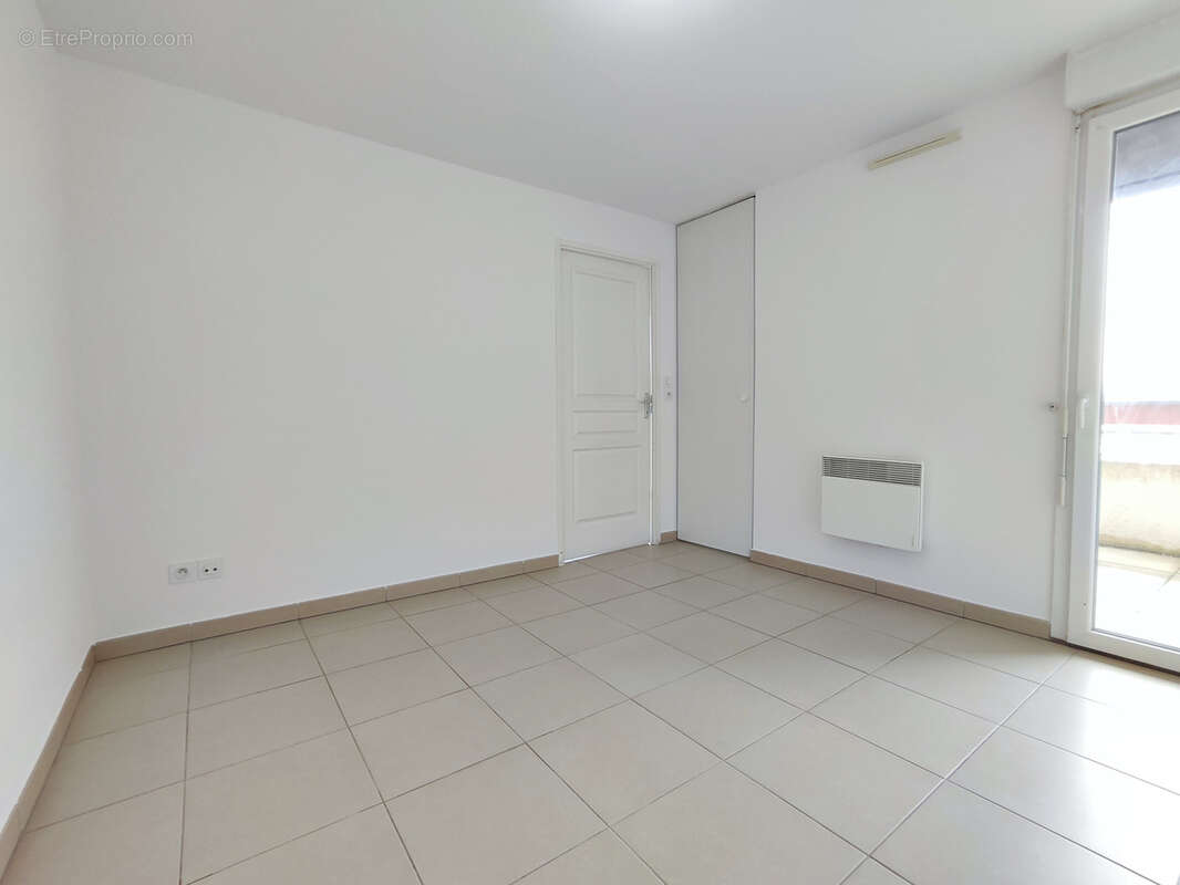 Appartement à SORGUES