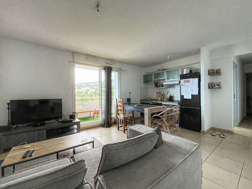 Appartement à SAINT-DENIS