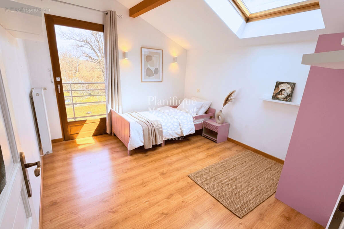 Appartement à REIGNIER