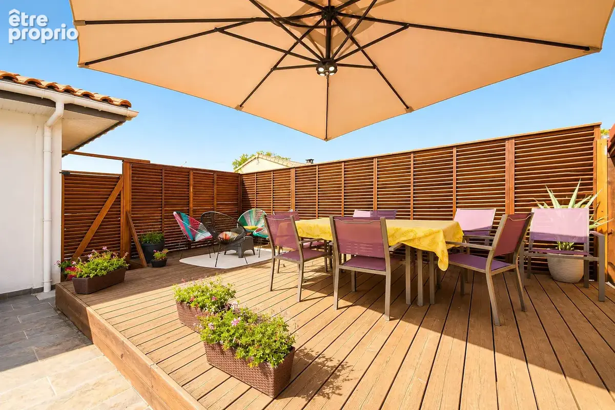 EXCLUSiVITÉ : Maison familliale de plein-pied avec piscine - photo 19