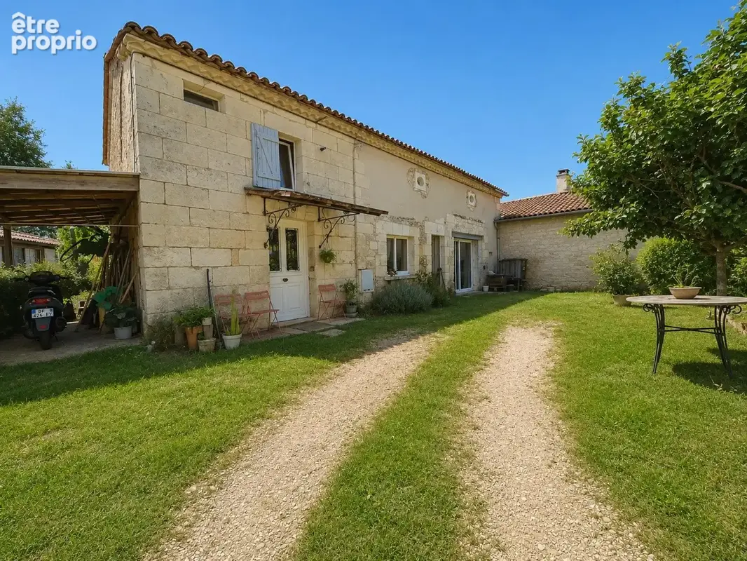 Photo 1 - Maison à BEAURONNE