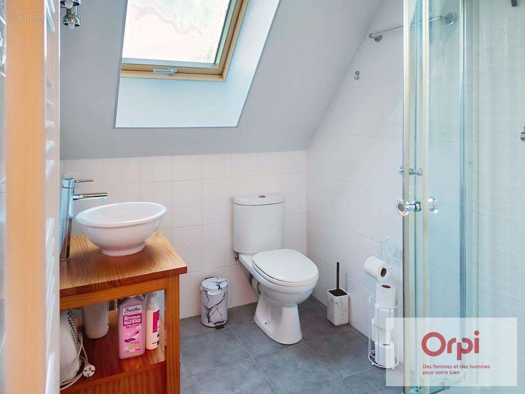 Maison à TERRASSON-LAVILLEDIEU