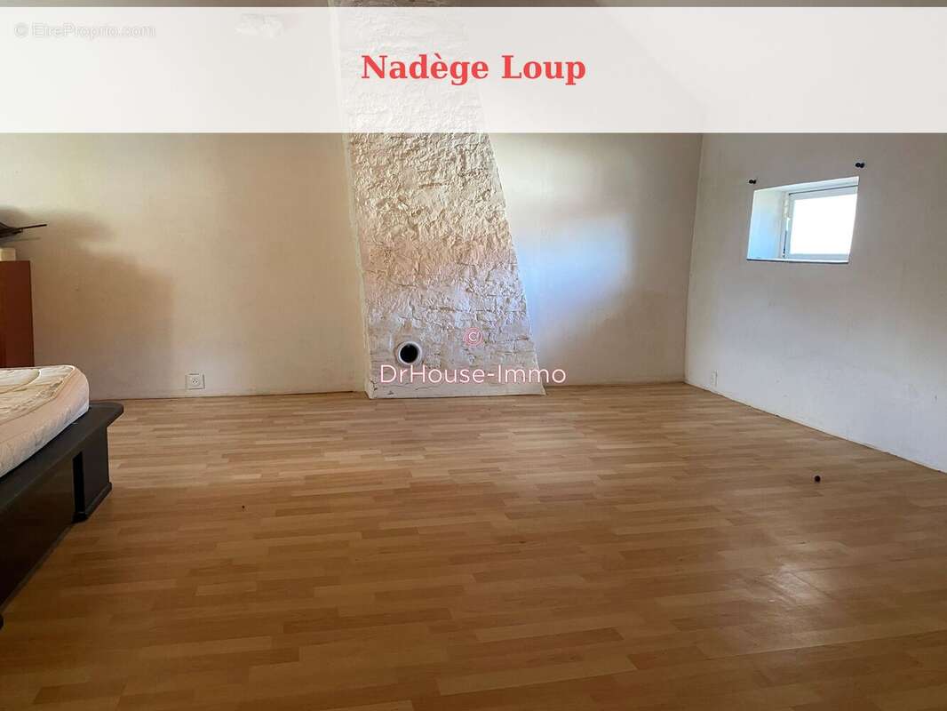 Maison 166 m² à Taingy  - photo 9