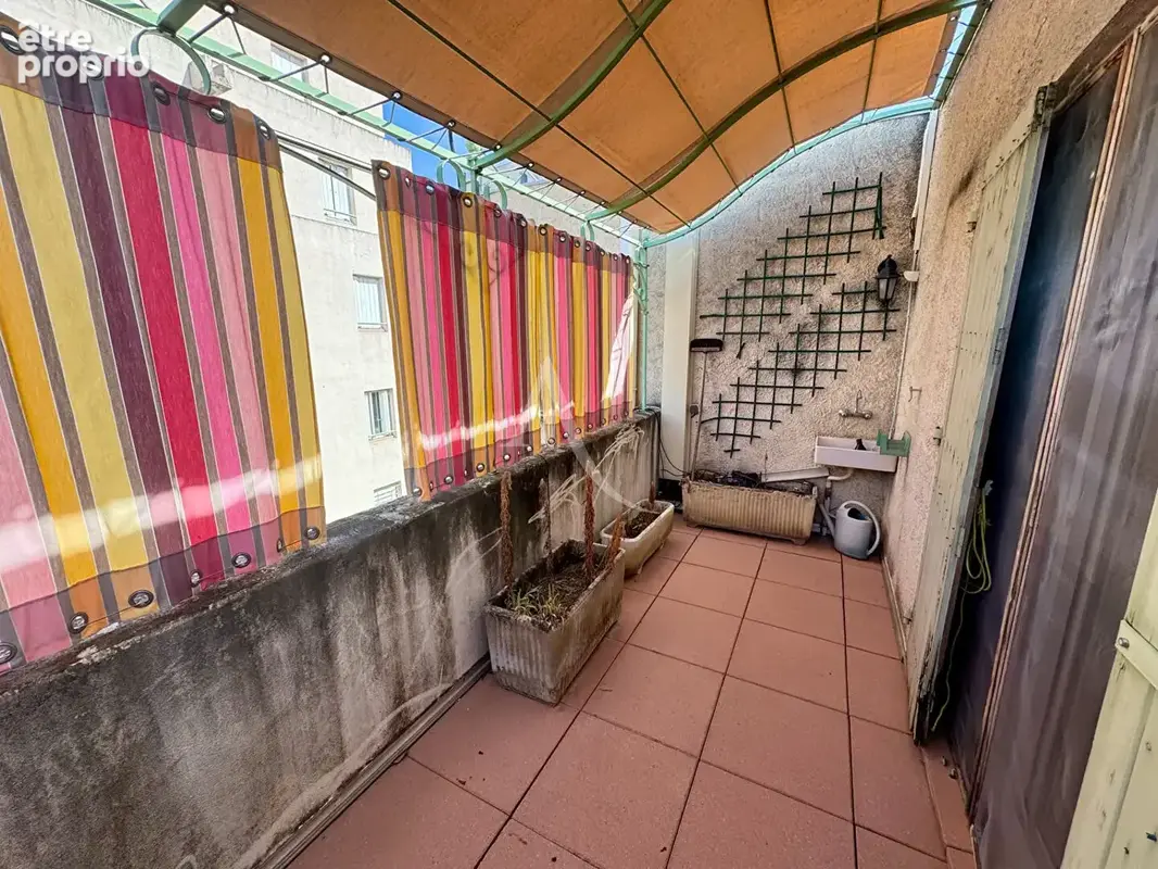 Maison de ville Nimes 6 pièce(s) 160 m2 - photo 8