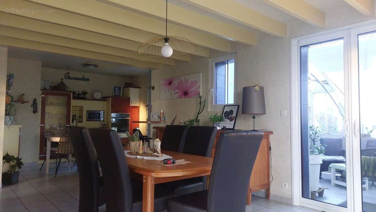 Maison à NUEIL-LES-AUBIERS