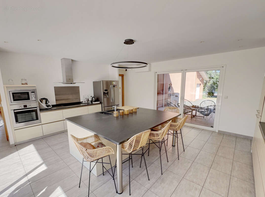 Maison à CAMBOUNET-SUR-LE-SOR