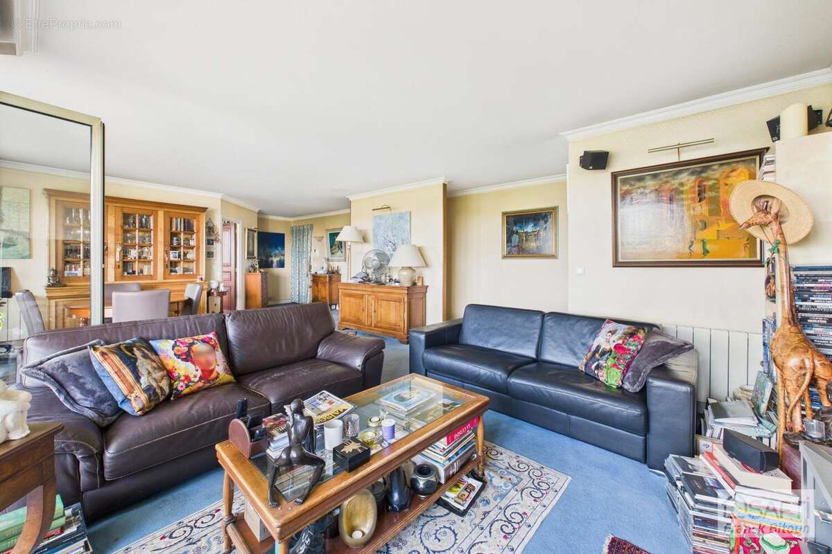 Photo 6 - Appartement à COURBEVOIE