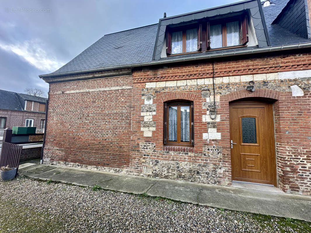 Maison à SAINT-NICOLAS-D'ALIERMONT