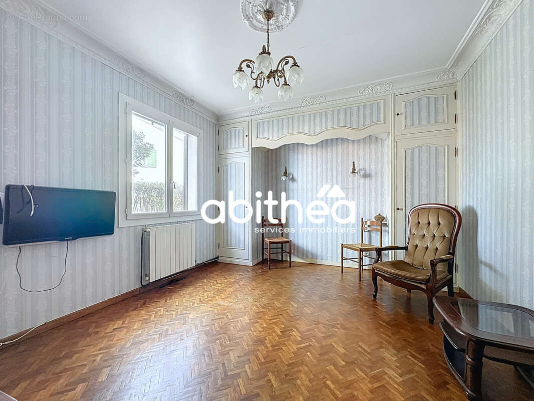 Maison à BOUJAN-SUR-LIBRON