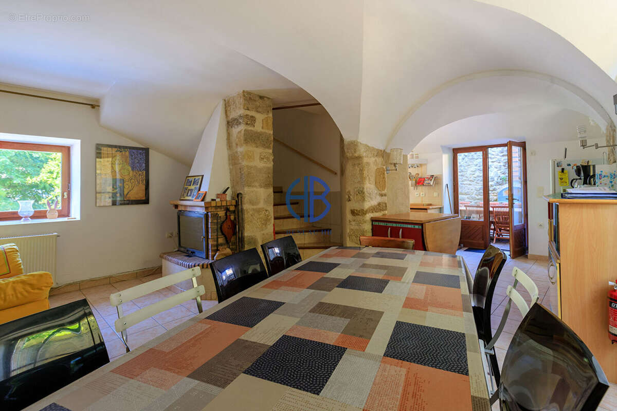 Maison à GRANE
