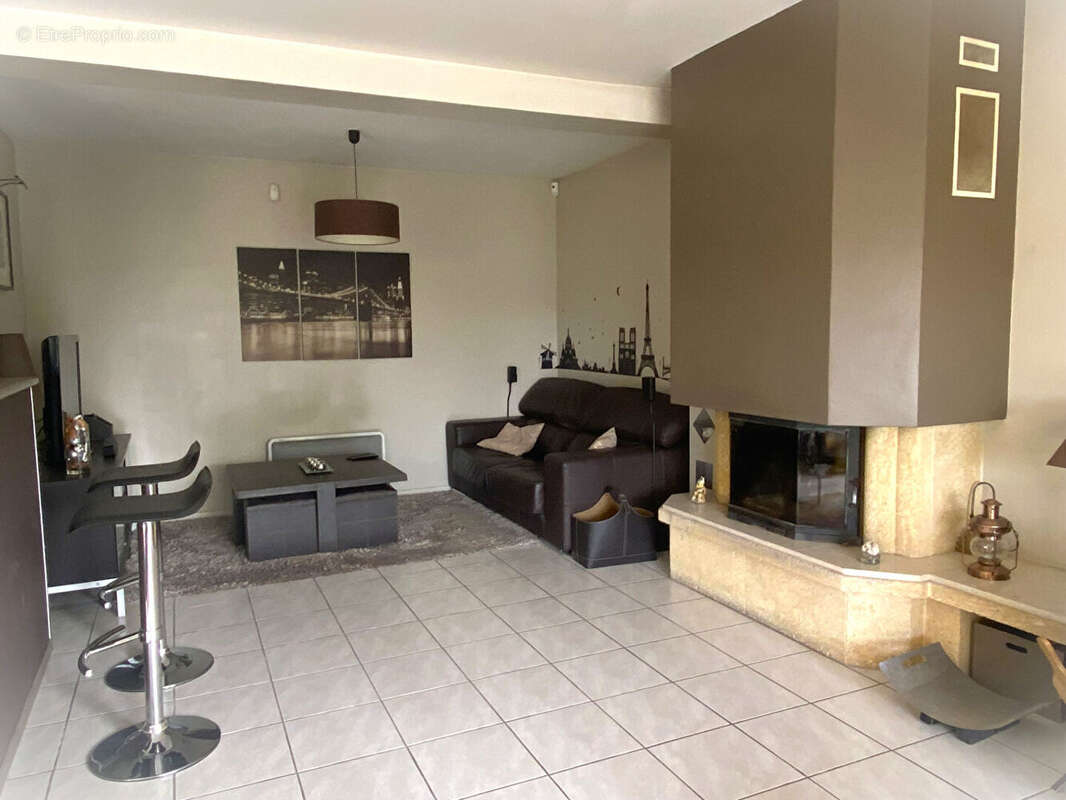 Maison à SAINT-MARTIN-LA-GARENNE