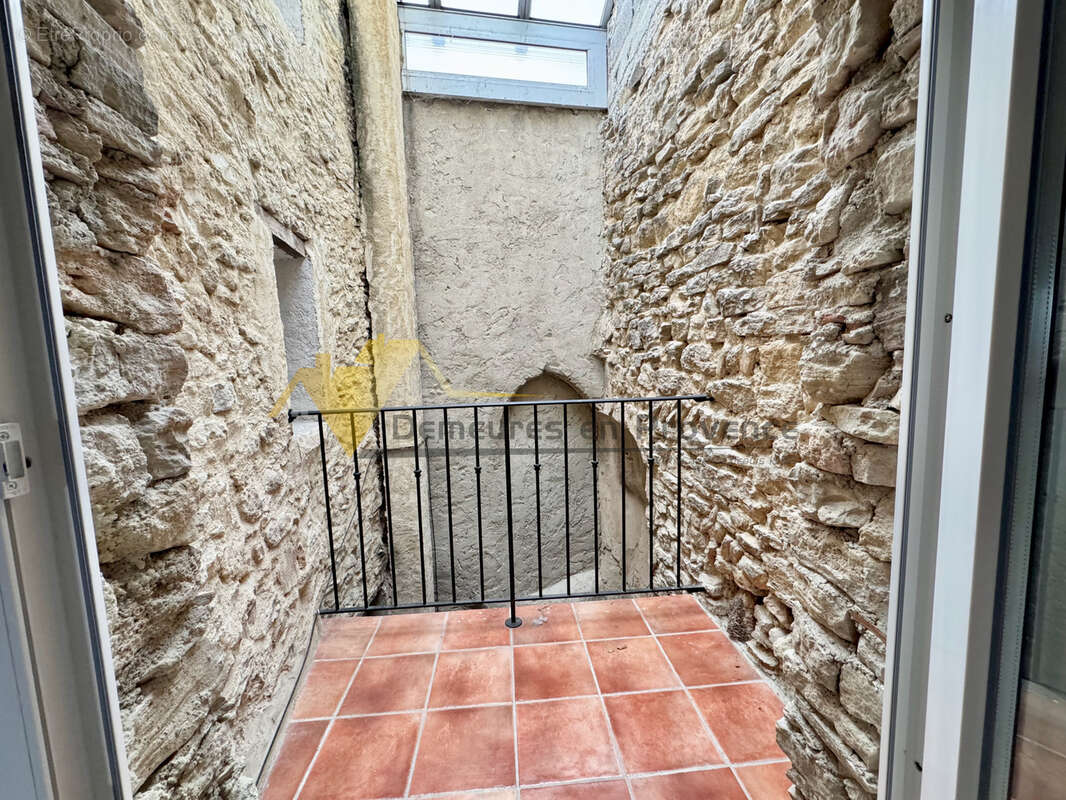 Maison de village 65 m2   Toiture neuve   Patio   Faucon - photo 10