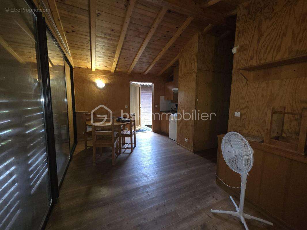 Terrain de loisirs, chalets - photo 10