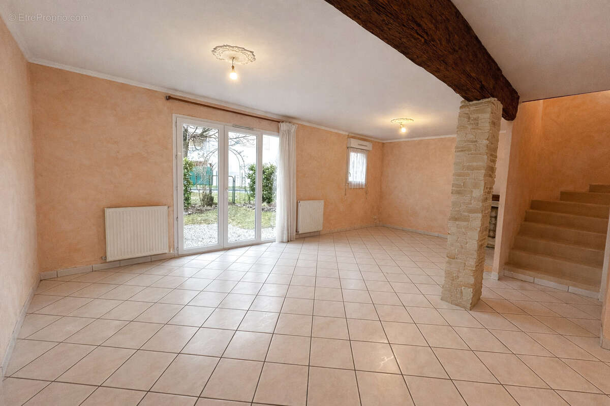 Maison à BONNEVILLE