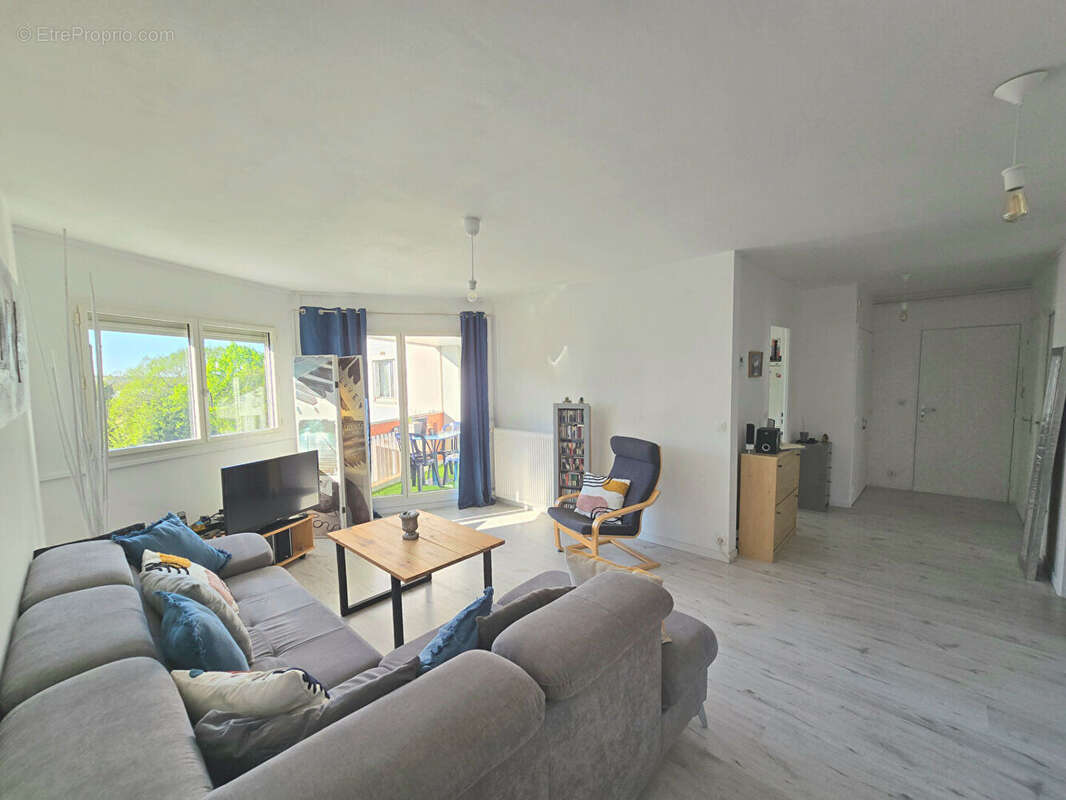 Appartement à REZE