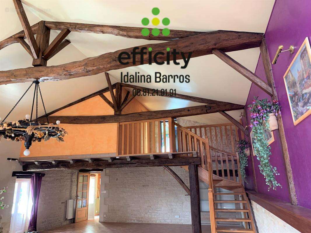 Maison à ROMAZIERES