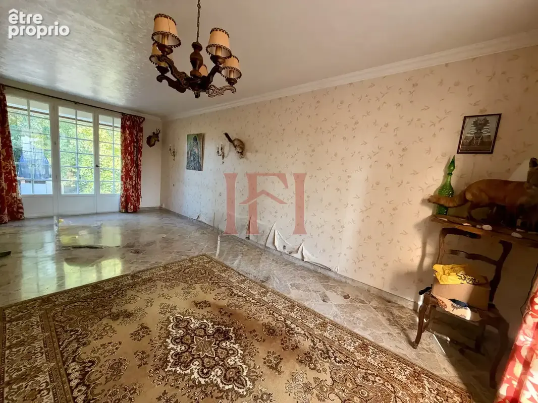 Saint denis lanneray - proche commodités - maison avec vaste jardin arboré - photo 3