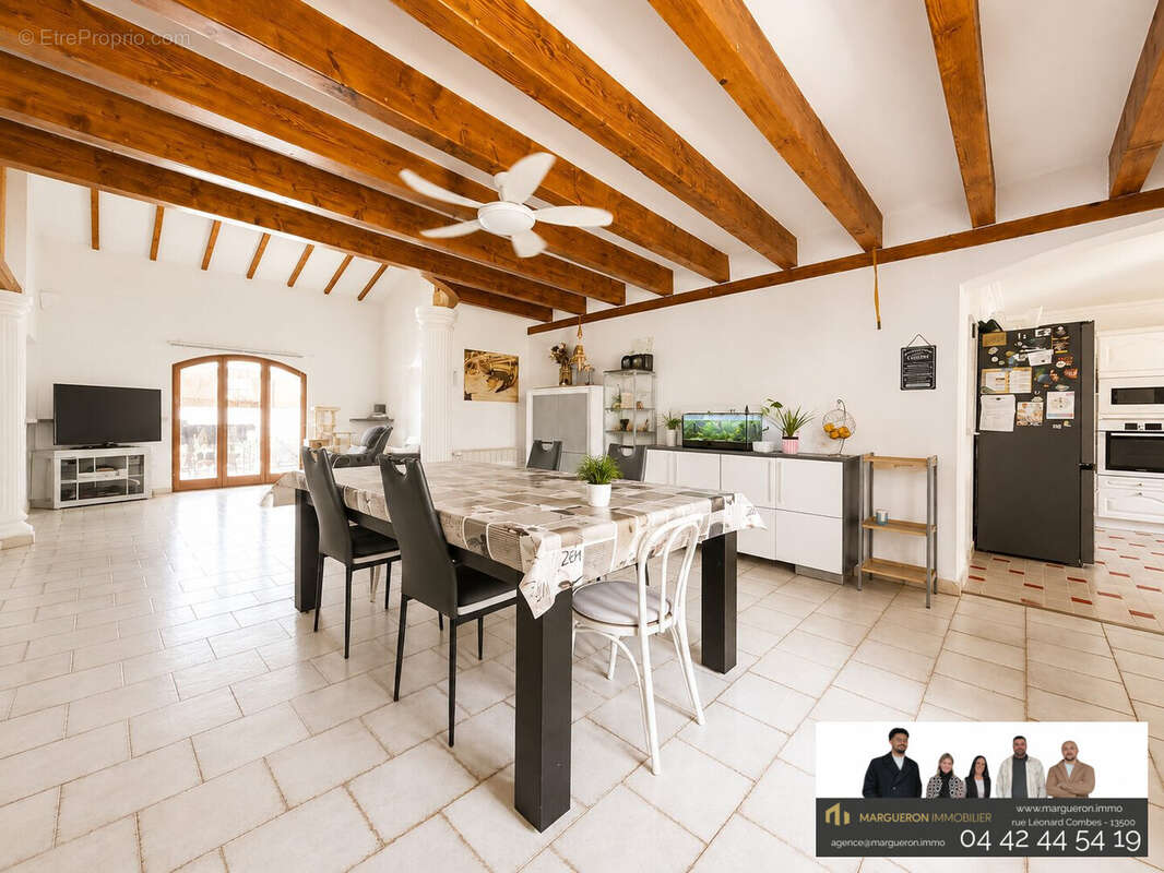 Maison 160 m² à Fos-Sur-Mer  - photo 9