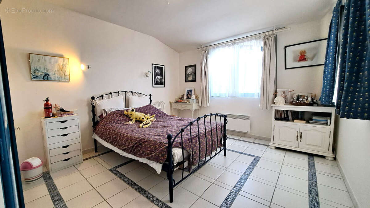 Maison à LA GARDE-FREINET