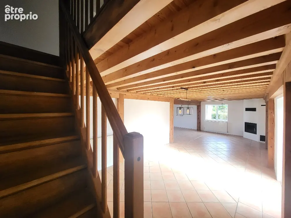 Magnifique bâtisse de 272 m² sur 1.2 hectares de terrain clos - photo 8