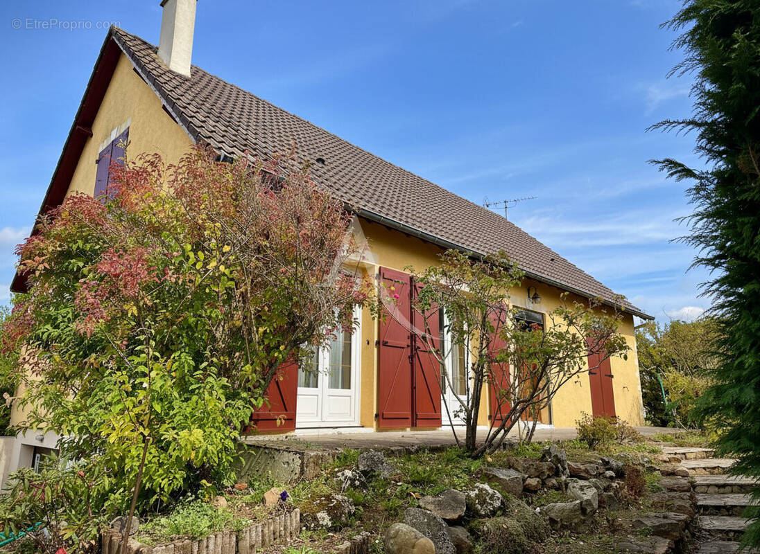 Maison à MAINVILLIERS