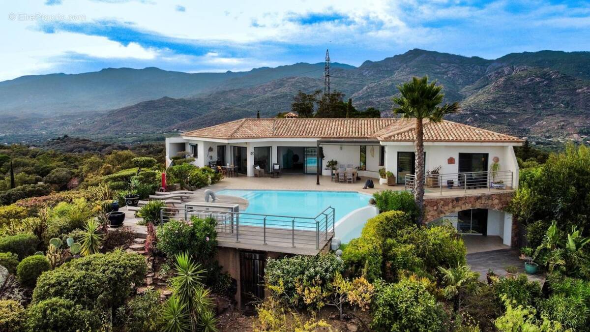 Appartement à PORTO-VECCHIO