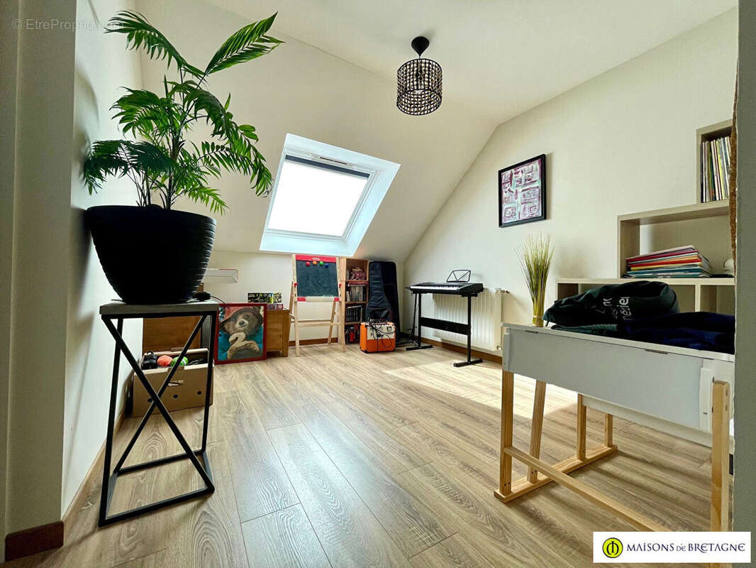 Maison à LE TREVOUX