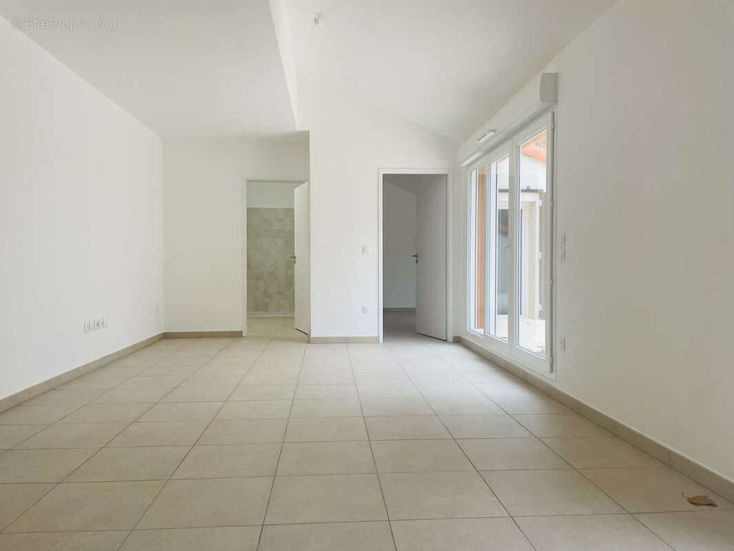 Appartement à MIREVAL